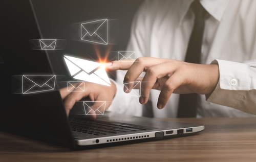 New,Email,Notification,Concept.,Businessman,Using,Computer,Laptop,With,Virtual
